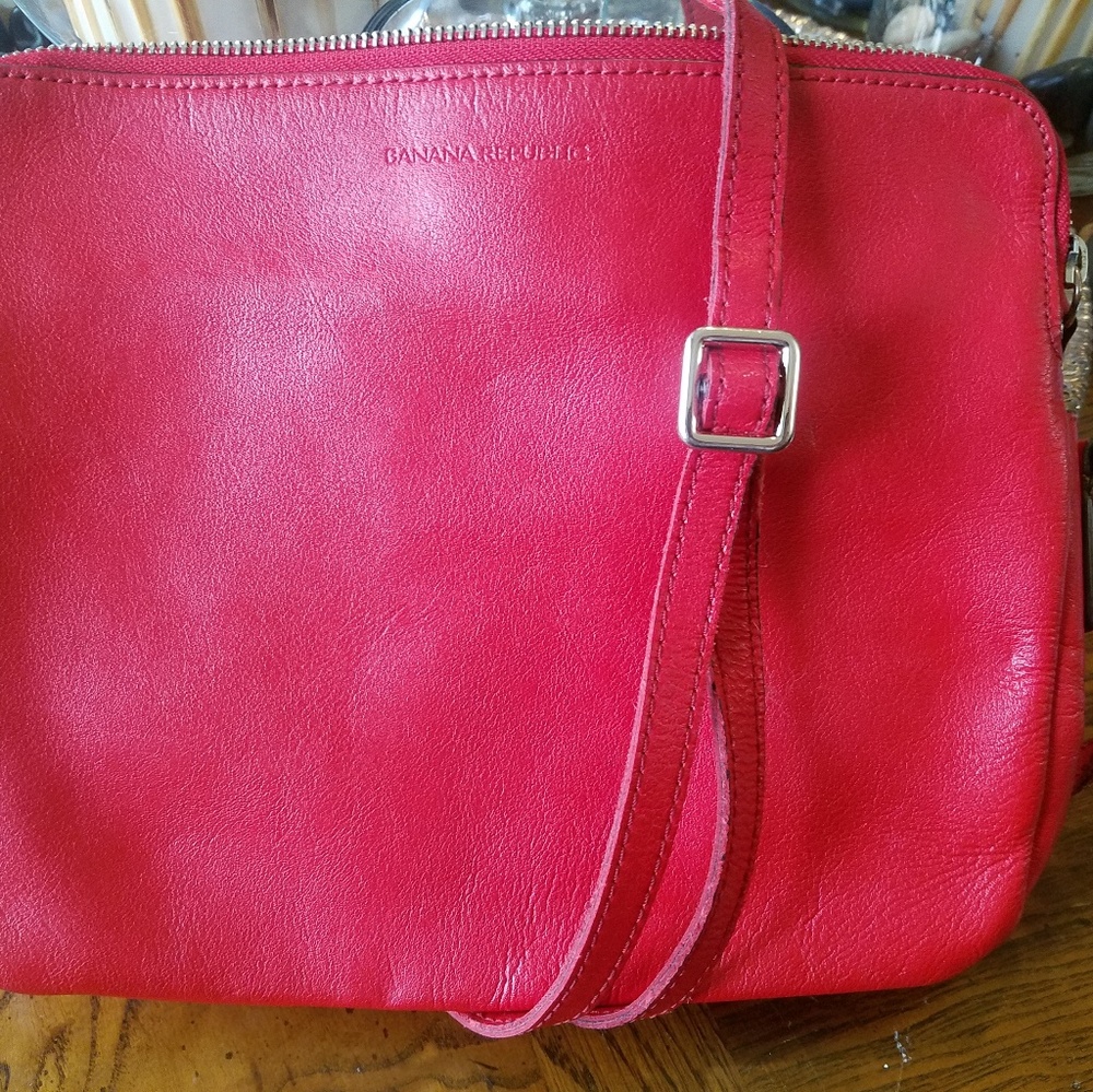 Banana Republic shoulder bag purse in red leather